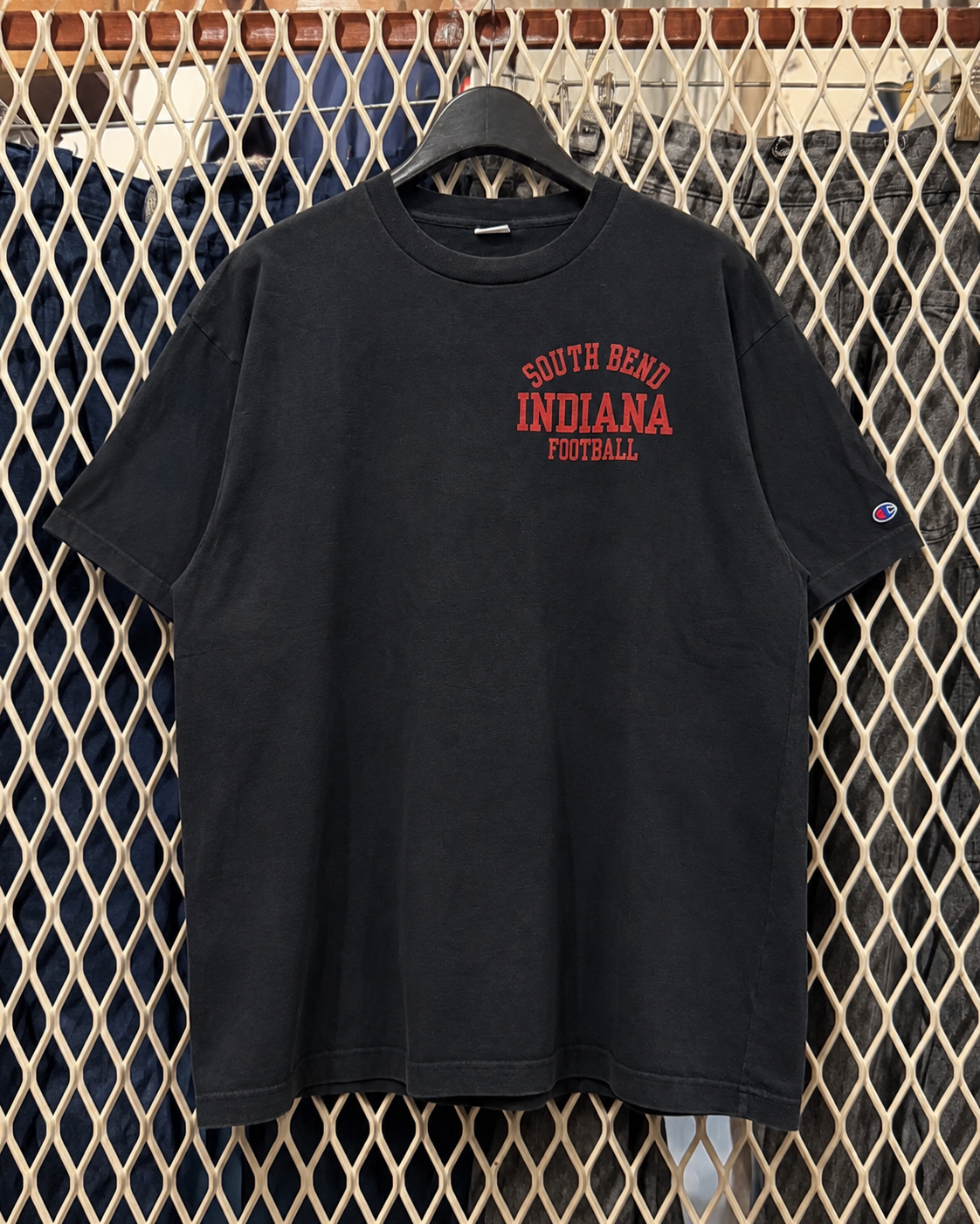 Champion South Bend Indiana Football Tee 黑色美式校園短袖 T-shirt
