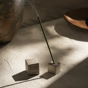 極簡幾何線香座｜BALL 球形／CUBE 方形｜居家香氛・桌面擺飾 日本買付・少量入荷